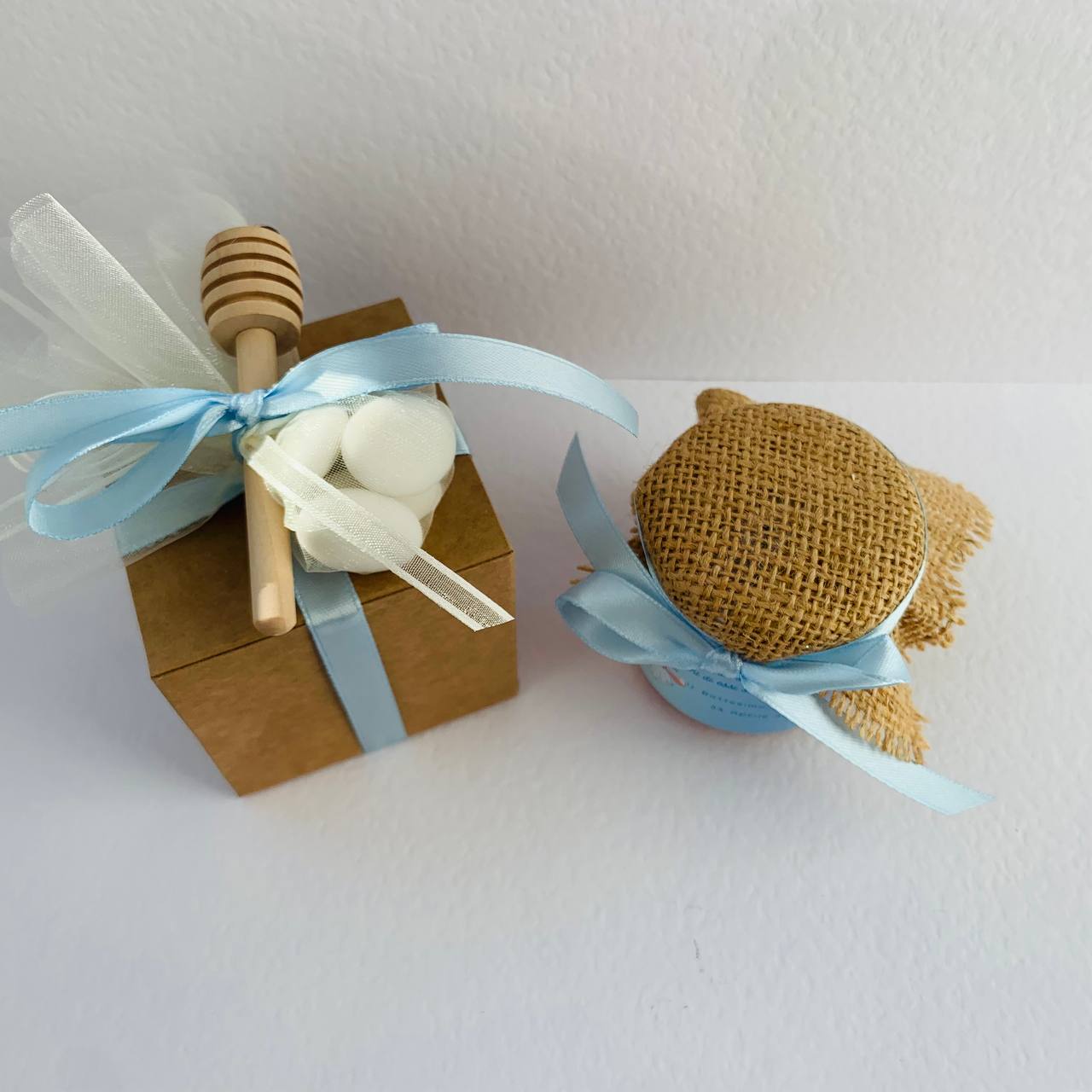 Baptism favors for baby boy LITTLE PRINCE Jar of artisanal wildflower honey 140gr - 250gr, customizable light blue label