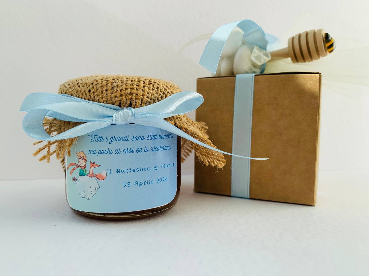 Baptism favors for baby boy LITTLE PRINCE Jar of artisanal wildflower honey 140gr - 250gr, customizable light blue label
