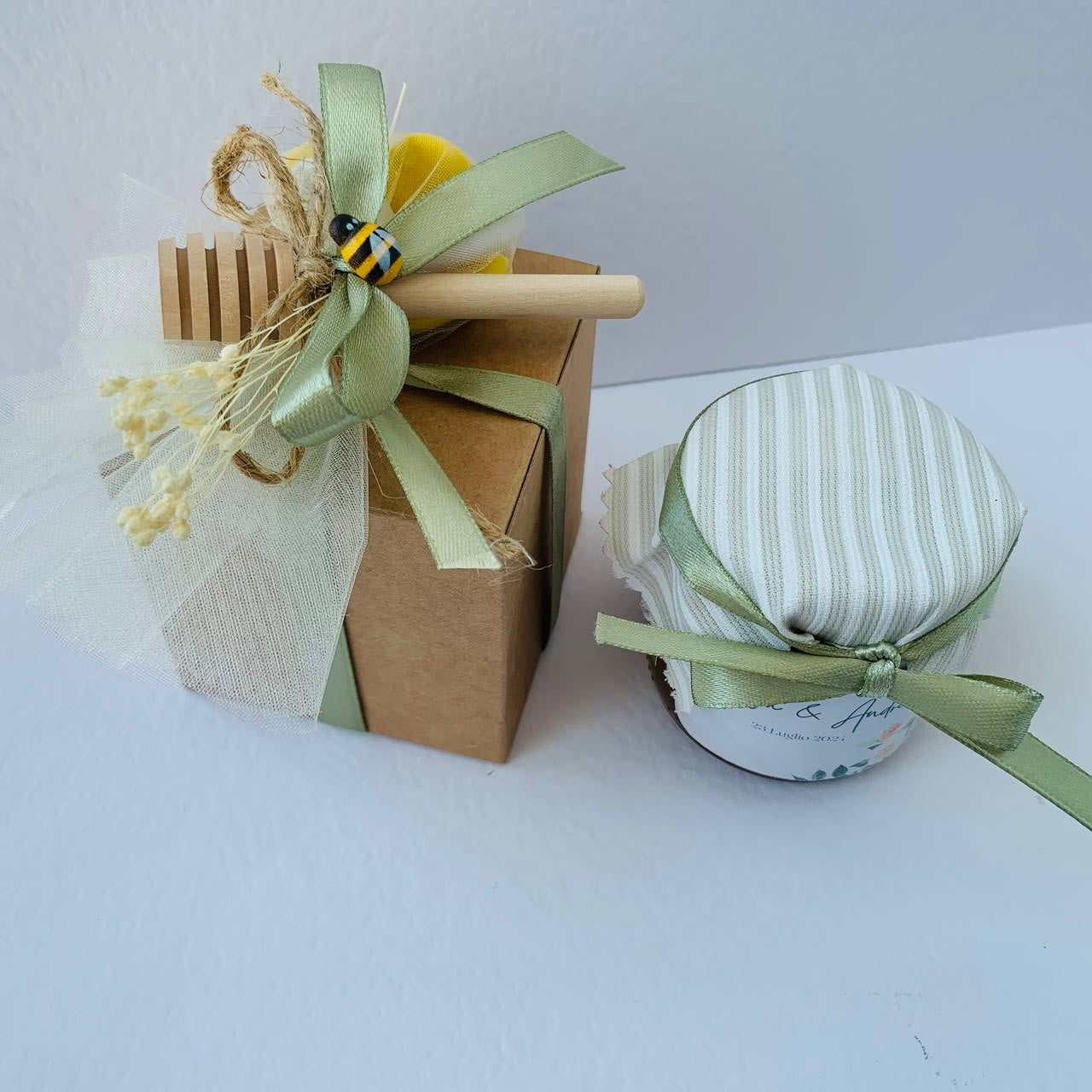 Bomboniera Matrimonio Barattolino Miele millefiori artigianale 50 gr-140gr-250gr, color verde salvia etichetta personalizzabile