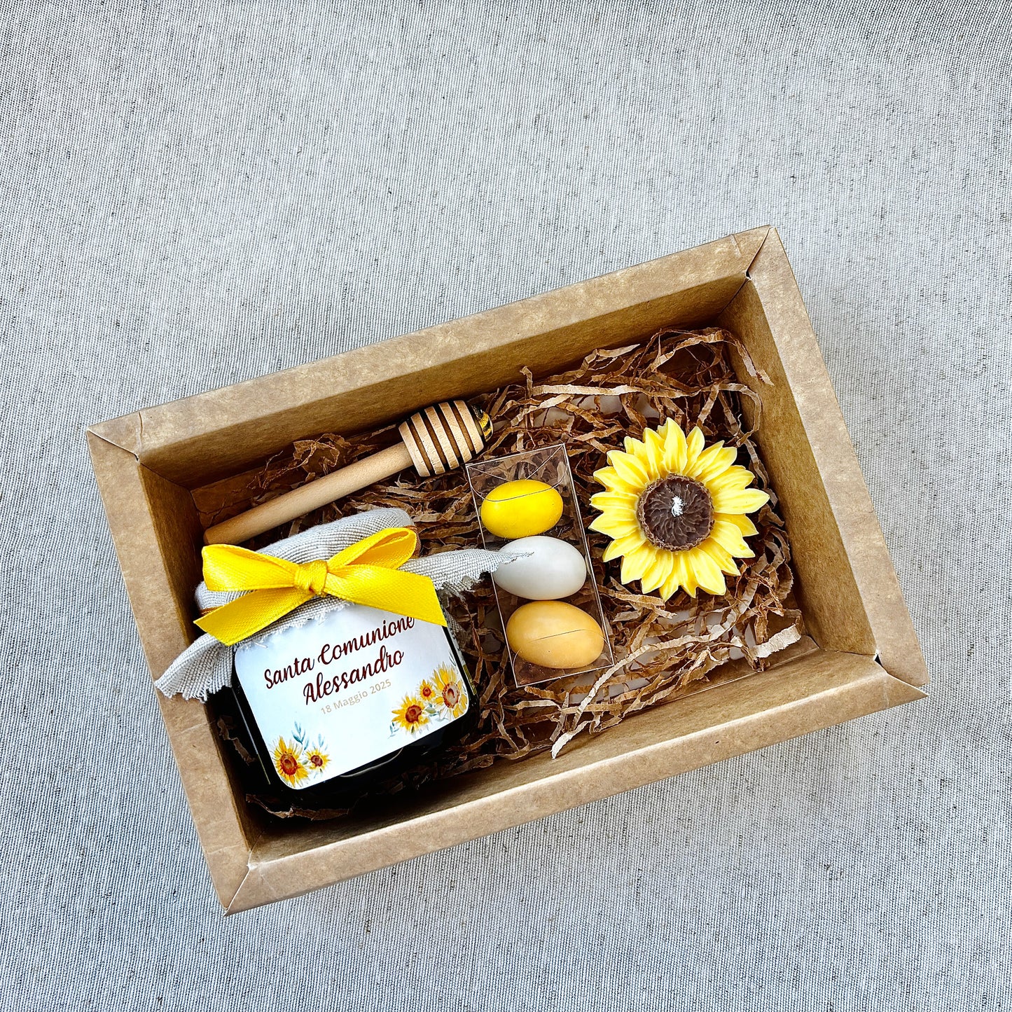 Coffret baptême avec 140g de miel et bougie parfumée nuage