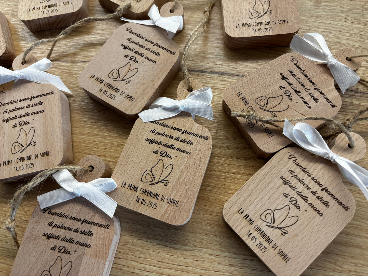 Bonbonnière de baptême Mini planche à découper et décapsuleur en bois de Hêtre thème Petit Prince