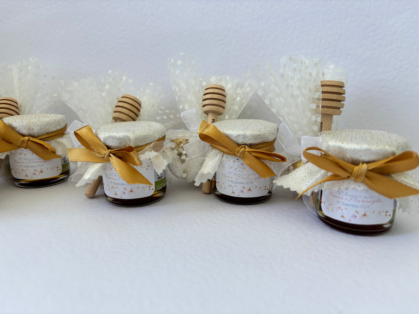 Wedding Favor Jar of artisanal wildflower honey 50 gr-140gr-250 gr, gold and pink color, customizable label