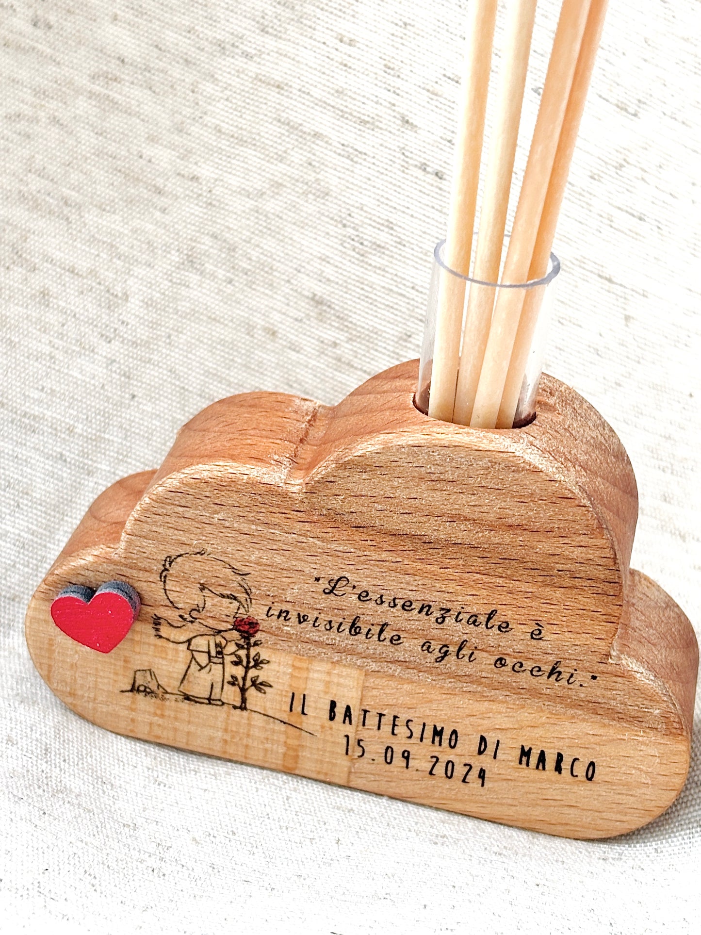 Beech wood room fragrance diffuser in the shape of a cloud with customizable LITTLE PRINCE engraving
