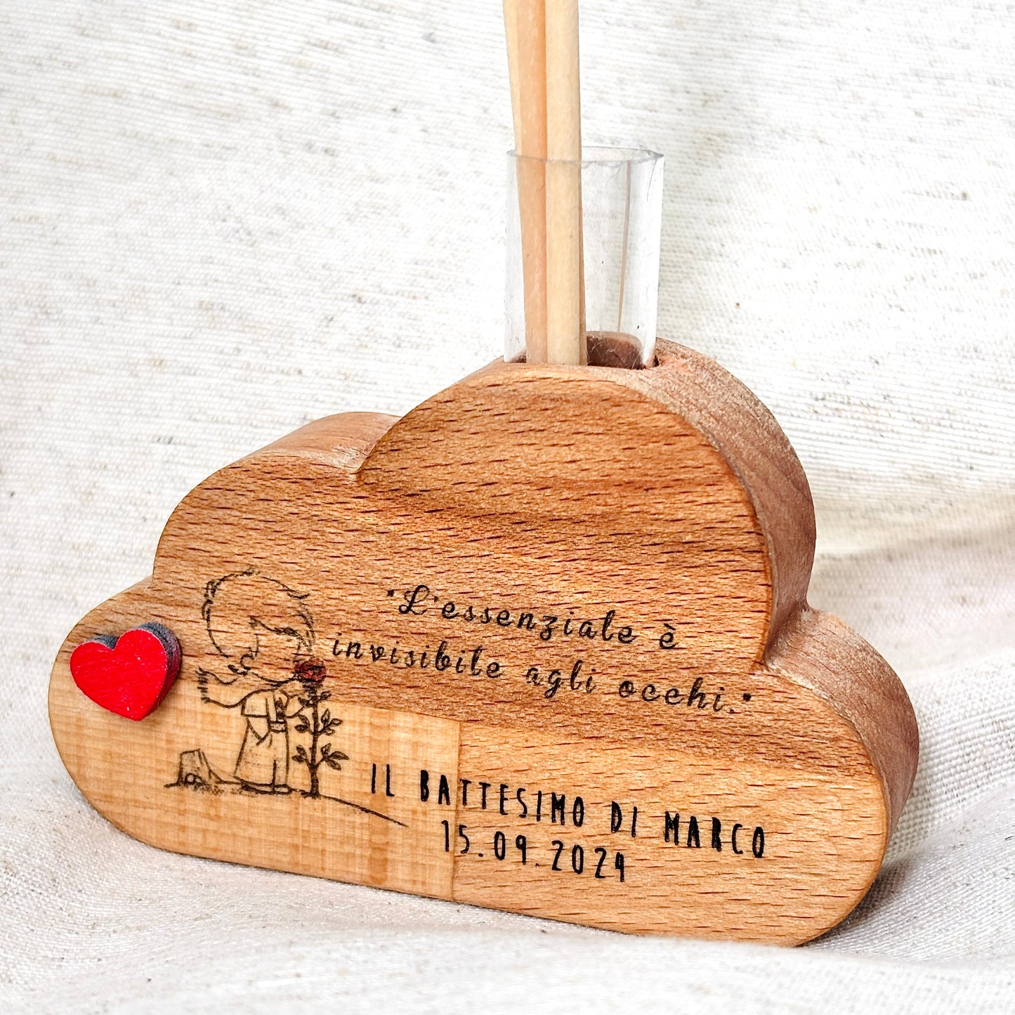 Beech wood room fragrance diffuser in the shape of a cloud with customizable LITTLE PRINCE engraving