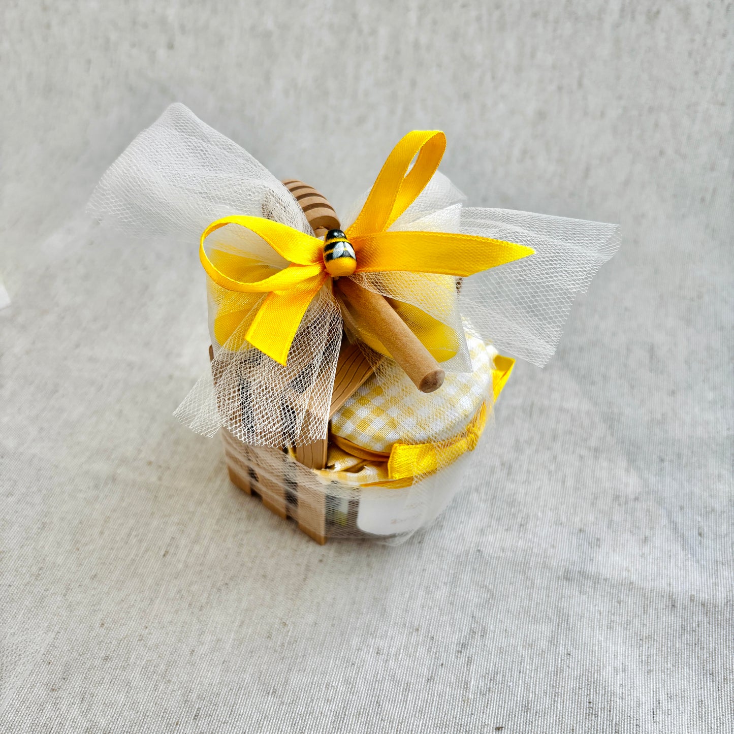 Wedding Favor Jar of artisanal wildflower honey 50 gr-140gr-250 gr, white and antique pink color, customizable label