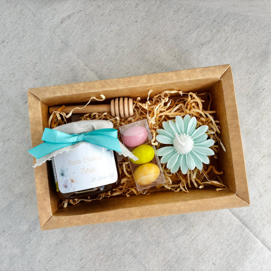 Baptism favor box with 140 gr honey and scented cloud candle