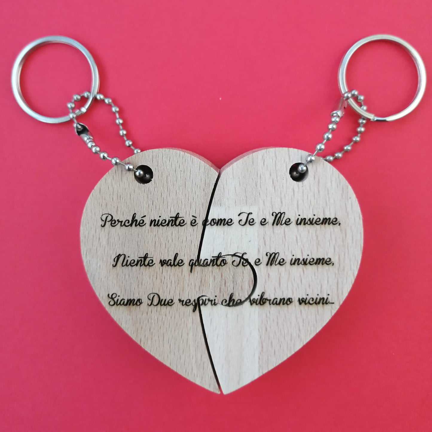 Porte-clés couple pour la Saint-Valentin, cœurs imbriqués en bois de hêtre