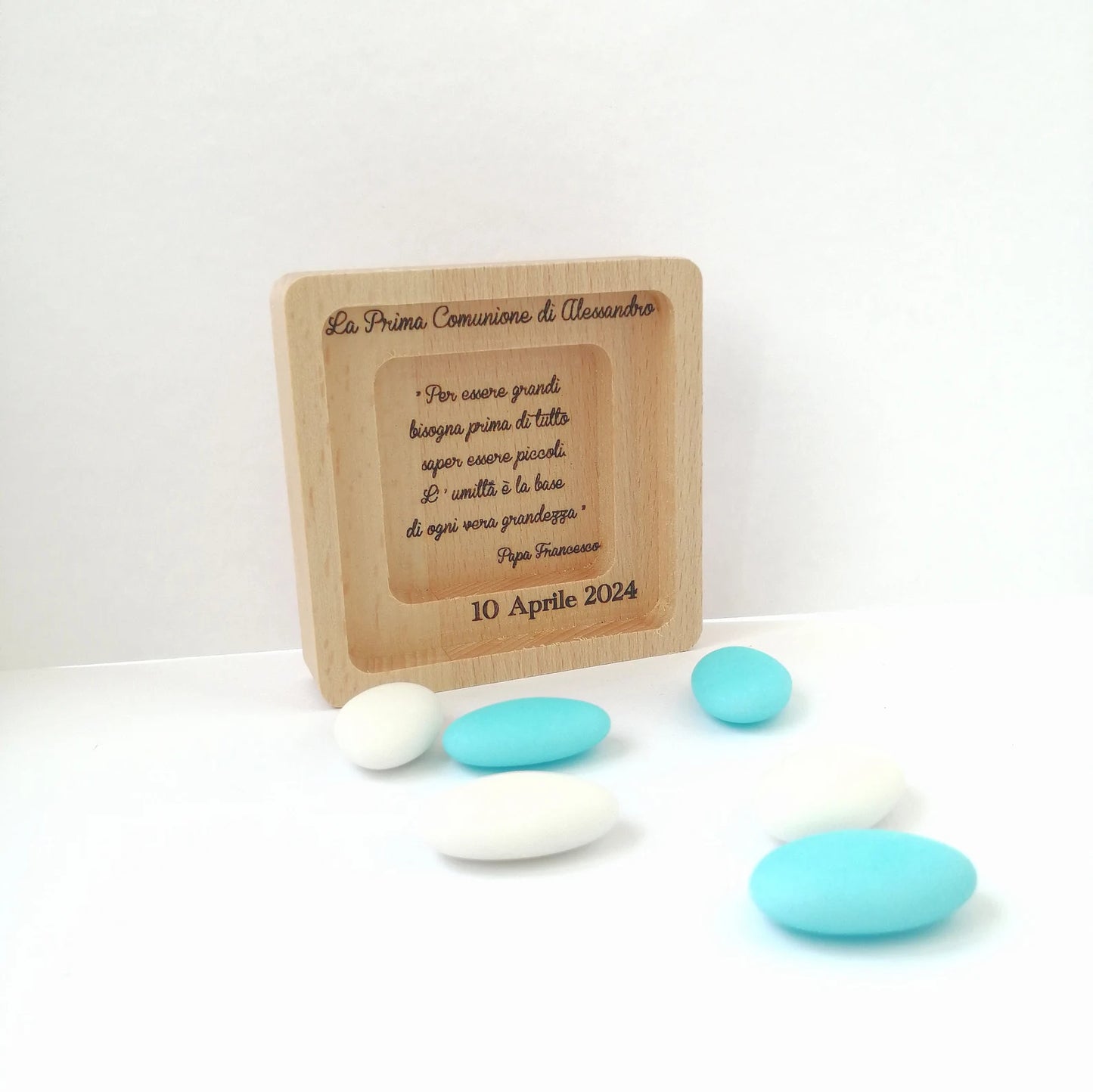 First Communion favor for girls, beech wood picture, personalized engraving