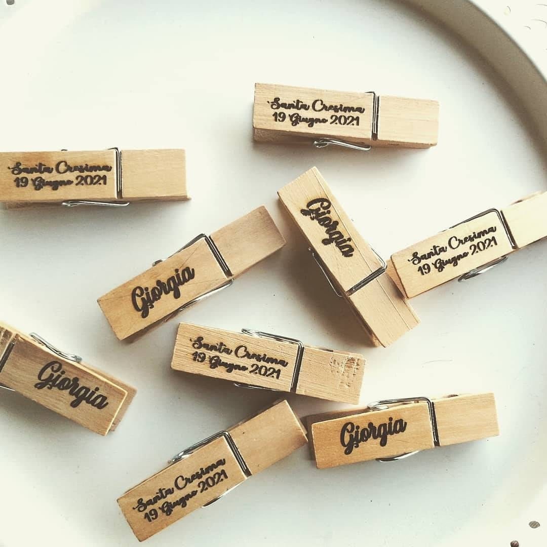 Bomboniera Battesimo, Nascita, Cresima, Comunione, Compleanno Molletta in legno naturale con incisione personalizzata