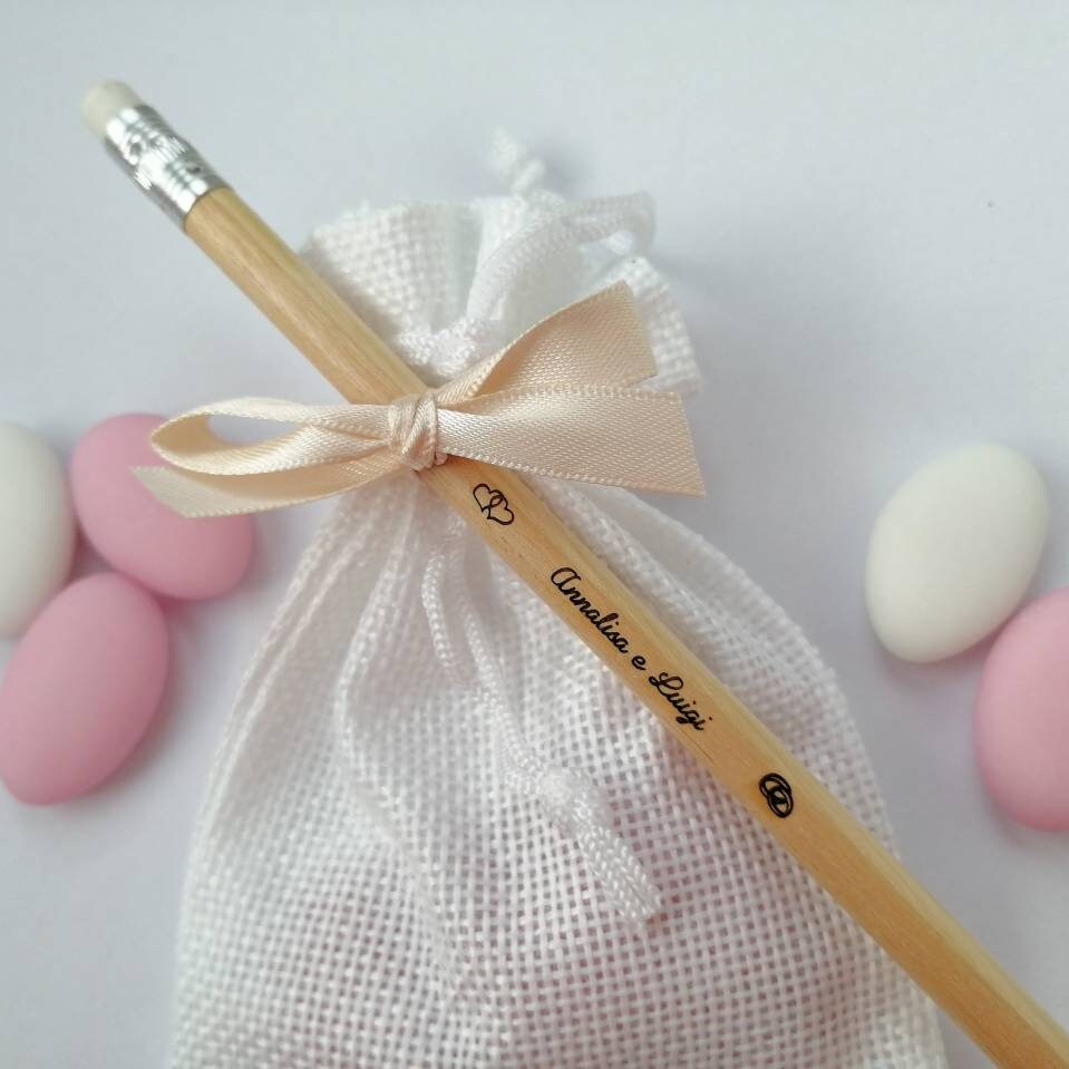 Wedding confetti natural wooden pencil personalized engraving married wedding couple