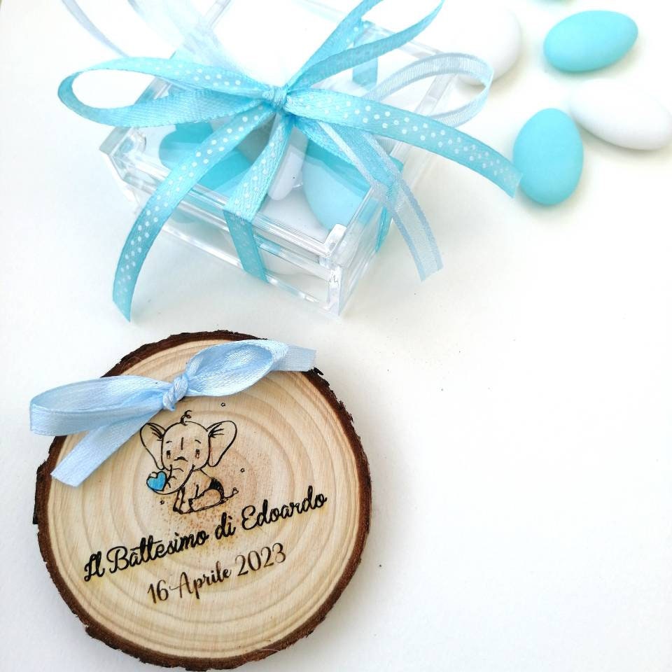 Bomboniera Battesimo in legno calamita tronchetto diametro 5cm personalizzabile confettata nascita/battesimo/compleanno