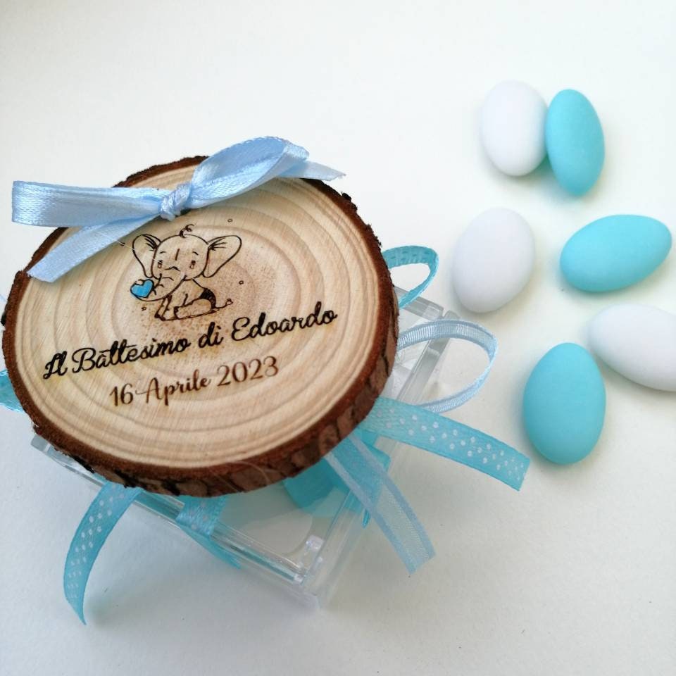 Bomboniera Battesimo in legno calamita tronchetto diametro 5cm personalizzabile confettata nascita/battesimo/compleanno