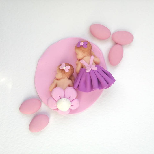 Bomboniera Nascita e Battesimo bambine gemelle BIMBE in fimo con base rosa 10cm x 10cm con nome personalizzato fatto a mano