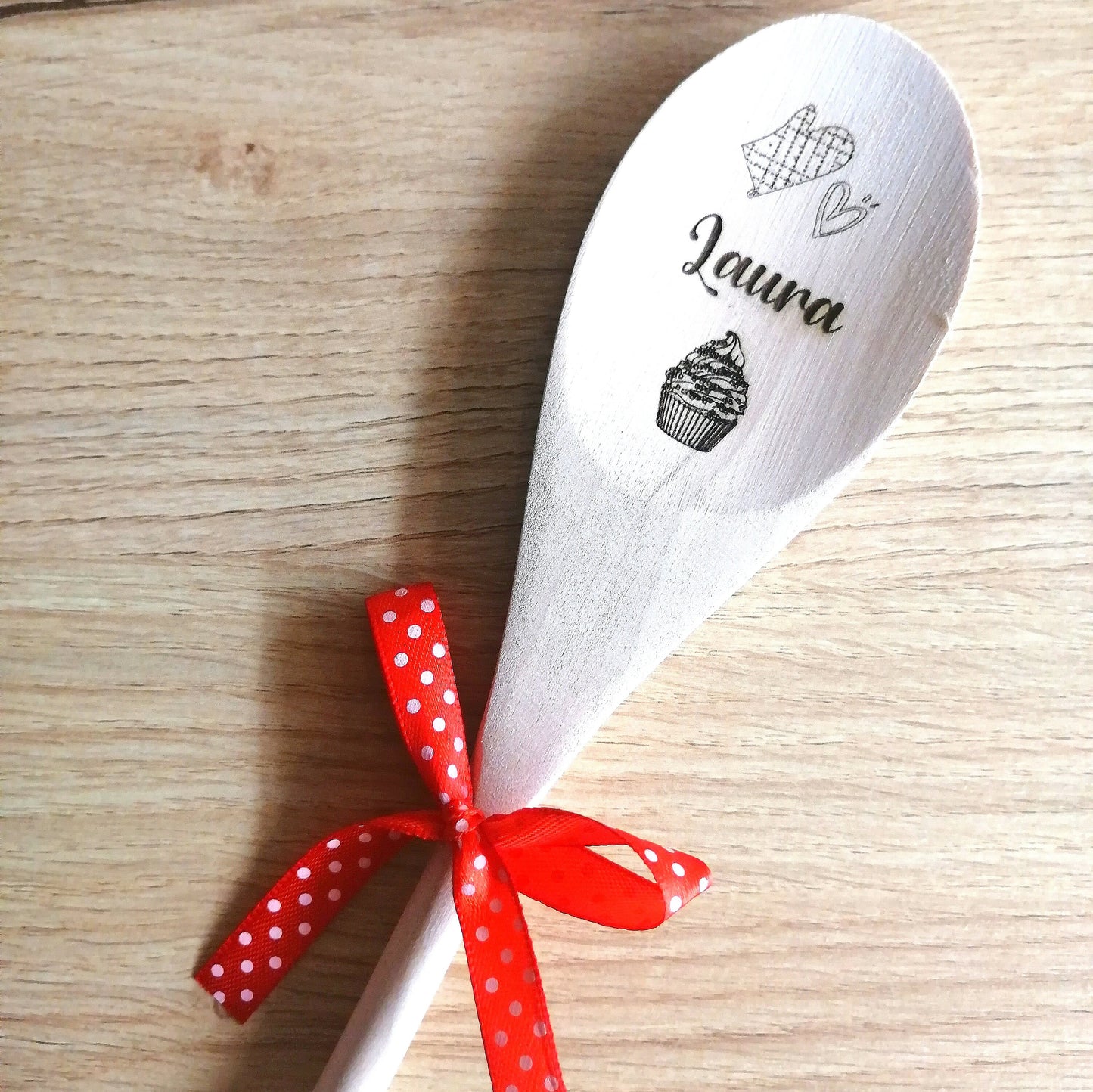 Idea regalo mestolo cucchiaio in legno con incisione personalizzata con nome, mamma,nonna,papà,amica,chef,cuoca