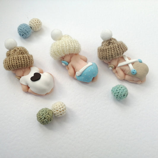 Baptism, Birth, Birthday favor for baby in fimo with wool hat