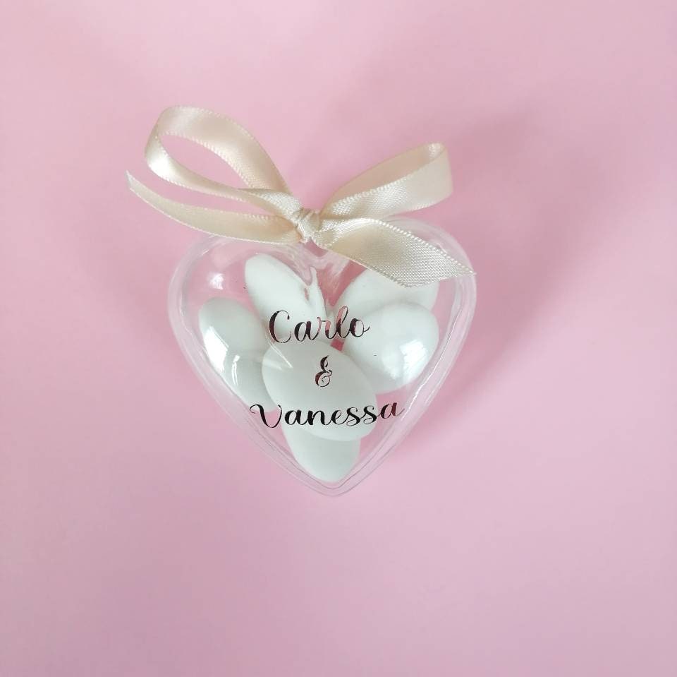 Heart-shaped plexiglass confetti holder placeholder for weddings with names of the couple with sugared almonds 6cm x 6cm Wedding/Marriage/anniversary sugared almonds