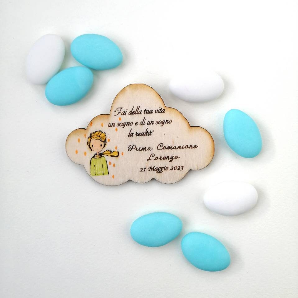 Magnet en bois Petit Prince personnalisé pour Première Communion, Naissance, Baptême + pochette à confettis bleu clair